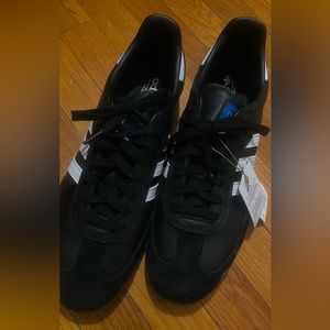 COPY - Adidas black and white sneaker mens